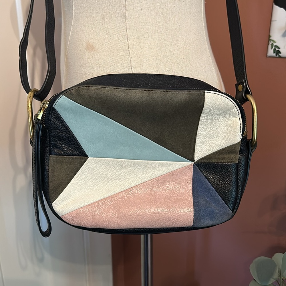 Fossil Elle light patchwork navy blue multicolored zipper crossbody purse - Picture 3 of 15